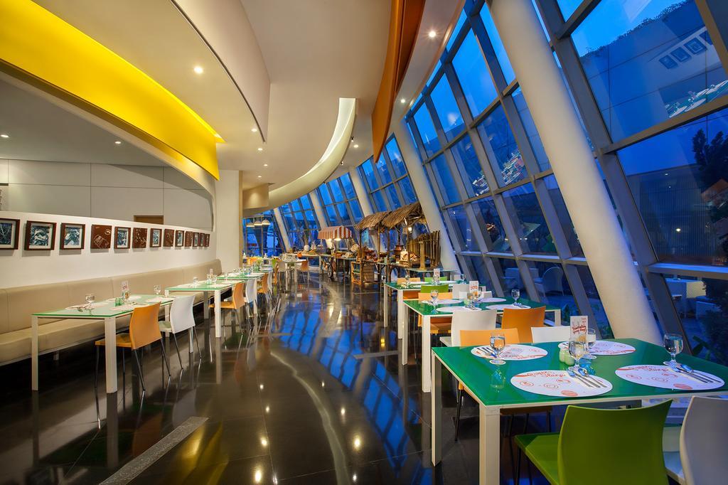 Harris Hotel & Convention Festival Citylink Bandung Exteriér fotografie